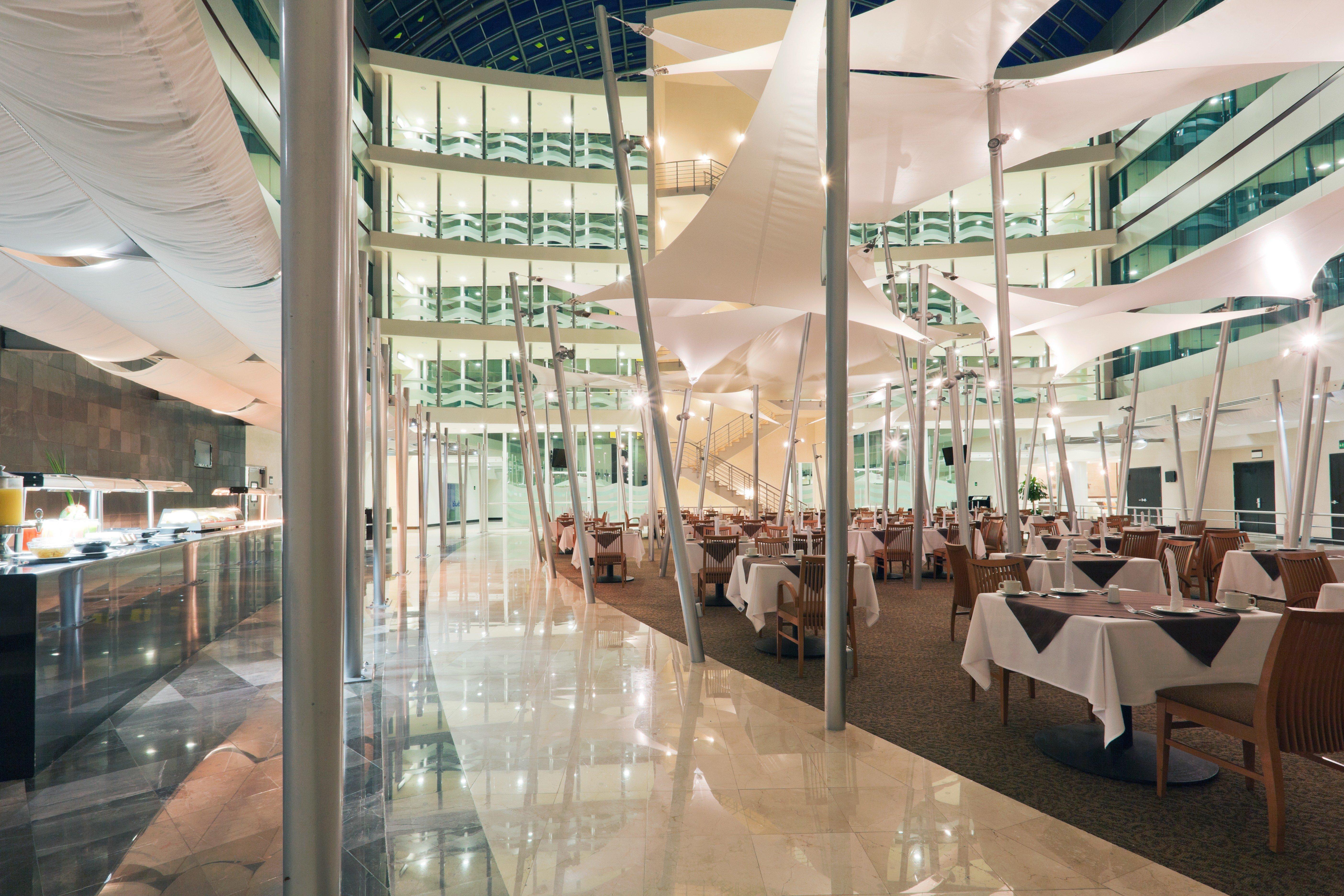 Отель Crowne Plaza Leon By Ihg Экстерьер фото