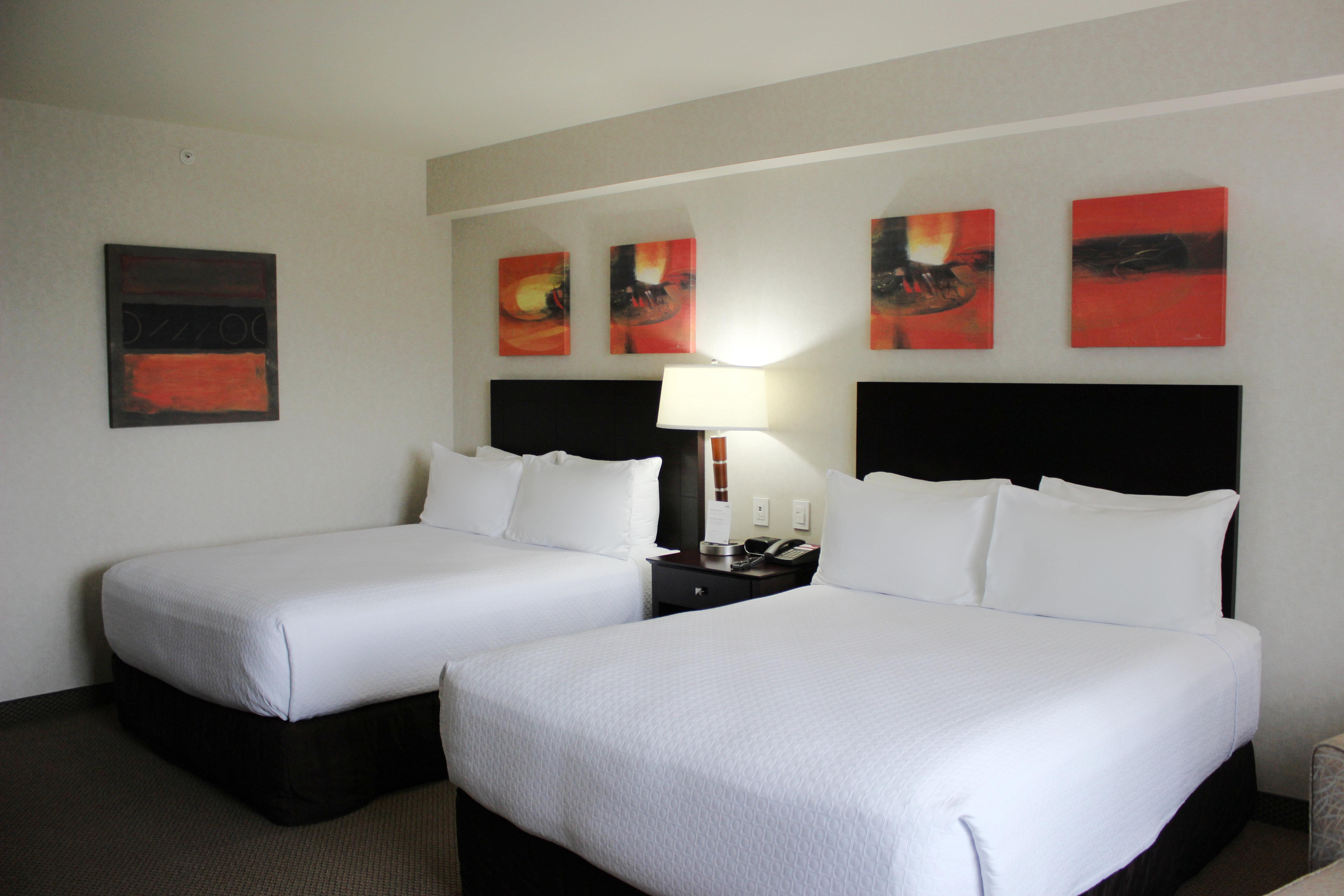 Отель Crowne Plaza Leon By Ihg Экстерьер фото